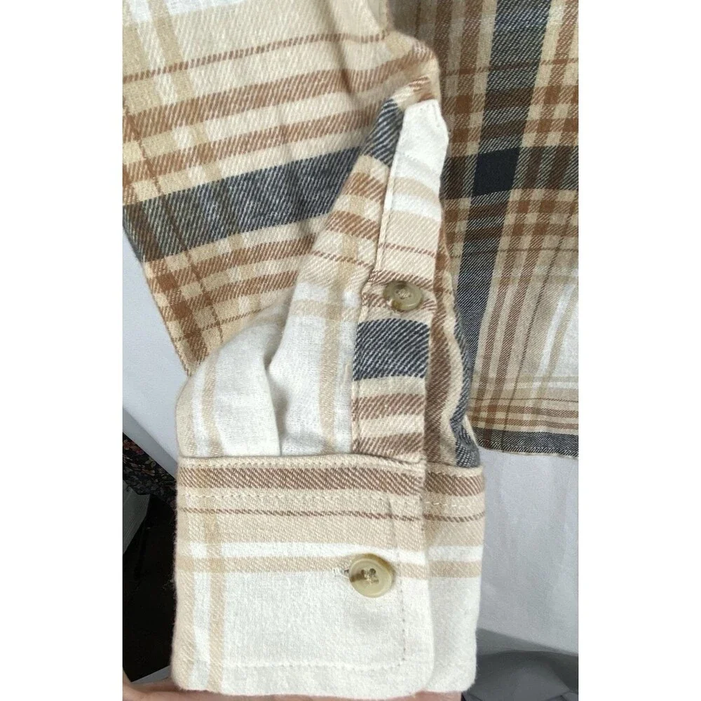Old Navy Shirt Women LT Cream‎ Plaid Flannel Button Up Classic Fit 100% Cotton